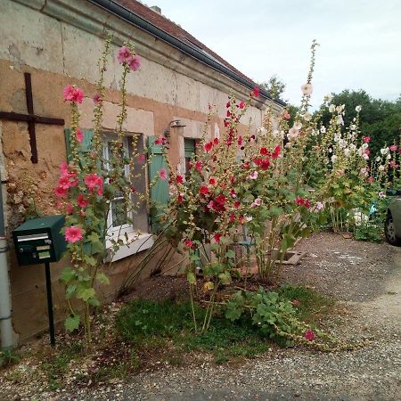 Au calme Houssay (Loir-et-Cher) Exterior foto